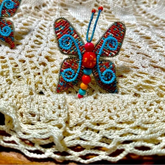 Pier 1 One Beads Beaded Art Glass Butterfly Napkin Ring Holders - Picture 2 of 6